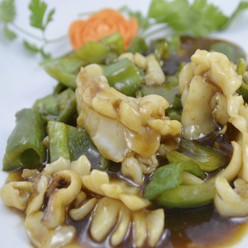 Sípia amb pebrots verds