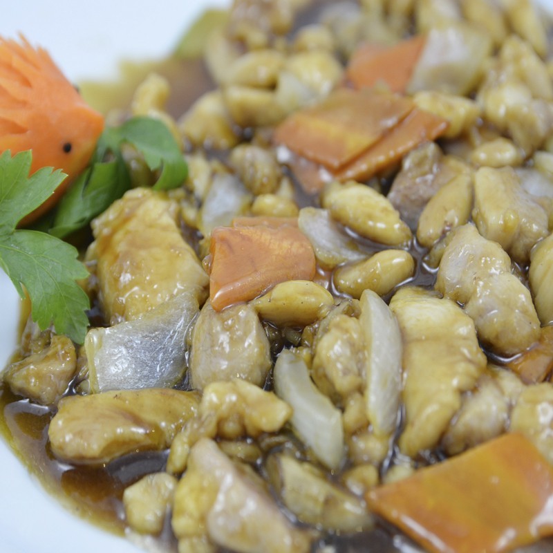 Pollo con almendras